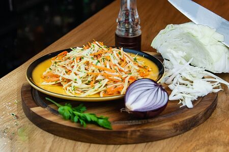 Салат Коул Слоу