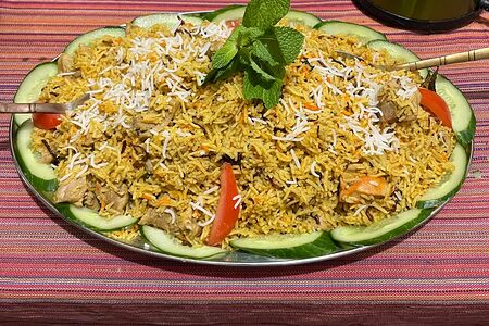 Чикен фрайд рис