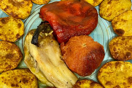 Помидор на углях