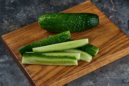 Огурец свежий