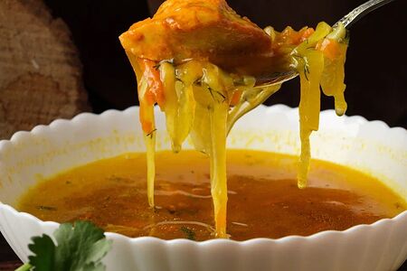 Суп лапша с курицей