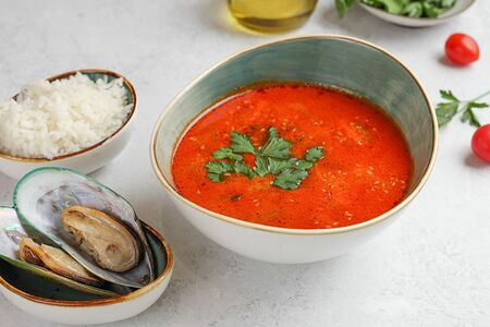 Том ям с креветками