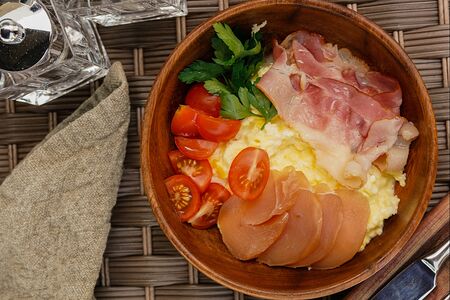 Скрембл с беконом