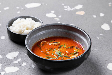 Суп Том Ям (ланч)