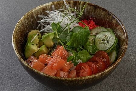 Поке с лососем