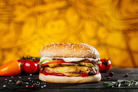 Чизбургер двойной