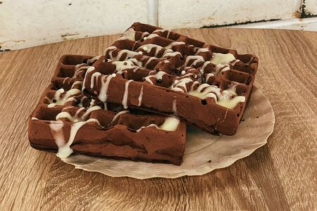 Бельгийская вафля со сгущенным молоком