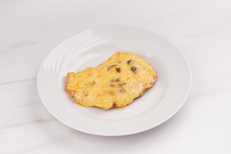 Отбивная с грибами по-ростовски