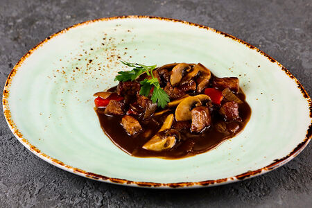 Говядина по-бургундски