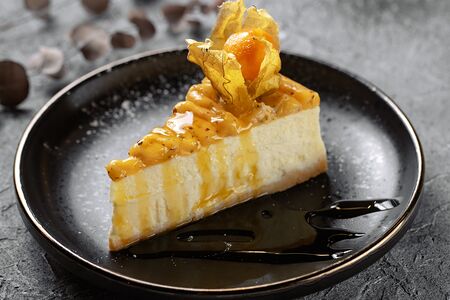 Чизкейк Манго-маракуйя