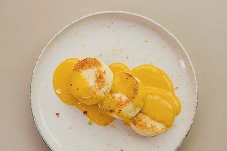 Сырники с манговым соусом