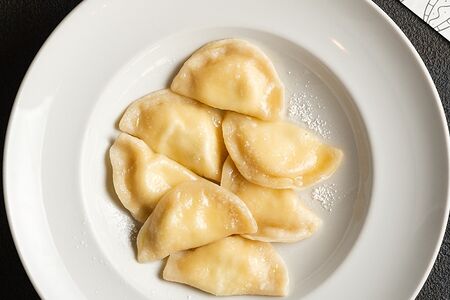 Вареники со сладким творогом