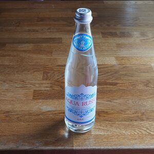 Вода Aqua Russa негазированная