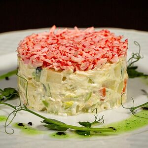 Оливье с крабом
