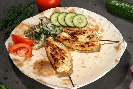 Шашлык Престиж из свинины на шпажках