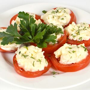 Помидор фаршированный