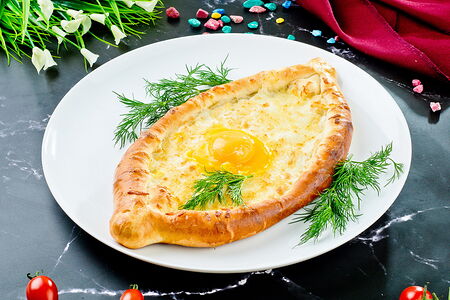 Хачапури по-аджарски