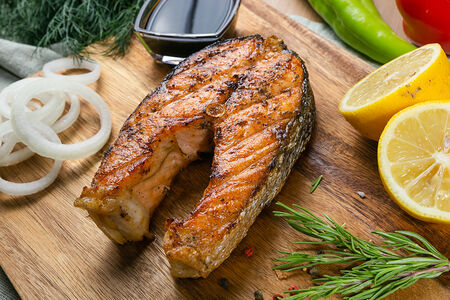 Стейк из форели