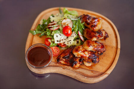 Крылышки куриные в медовой глазури