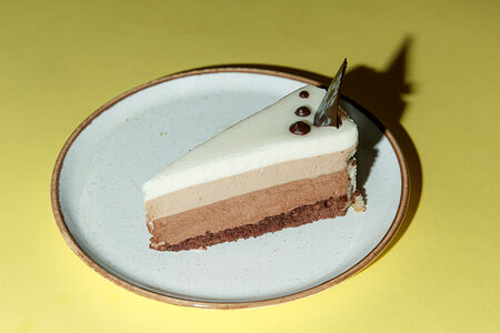 Три шоколада