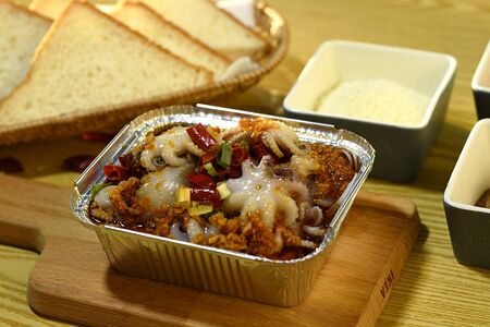 Осьминоги с лапшой