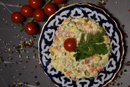 Оливье с колбасой (Халяль)