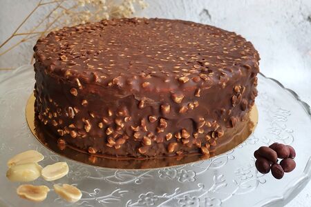 Торт Сникерс