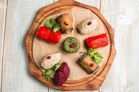 Ассорти пхали