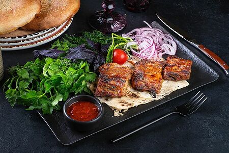 Шашлык из cвинoй шейки