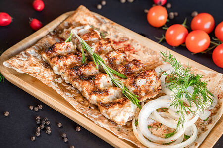 Люля-кебаб ассорти с сыром