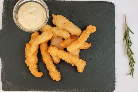 Куриные стрипсы