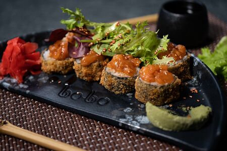 Жареный ролл тартар тунец