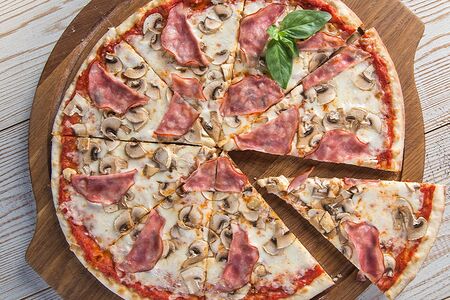 Пицца Ветчина и грибы