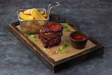 Свиные рёбра BBQ