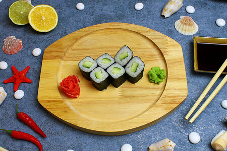 Мини-ролл с огурцом