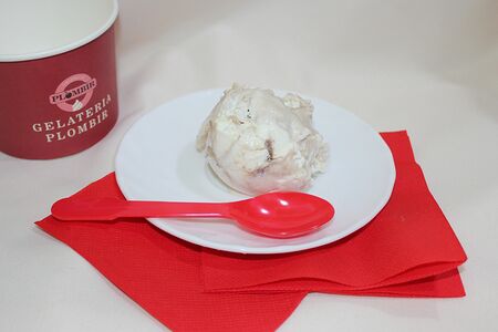 Мороженое Кола