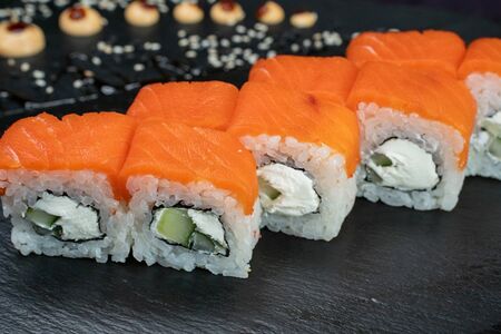 Ролл Филадельфия классик