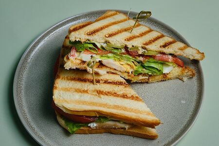 Сэндвич с курицей