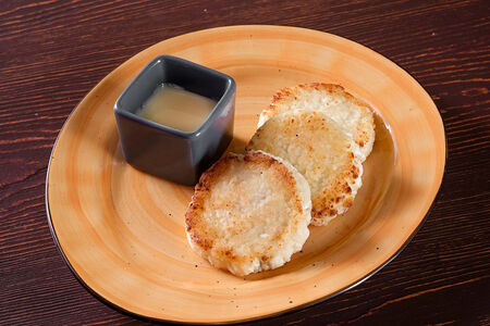 Сырники со сгущенным молоком