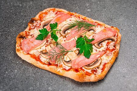 Пицца Ветчина Грибы