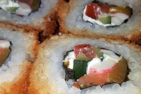 Жареный ролл Ибица 8 шт