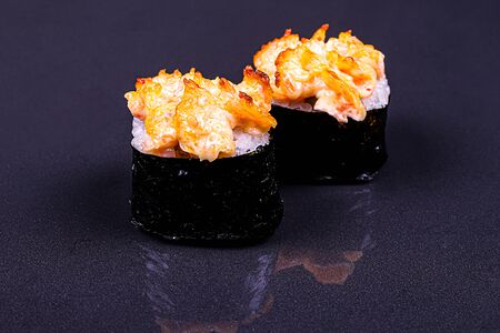 Запеченный с креветкой