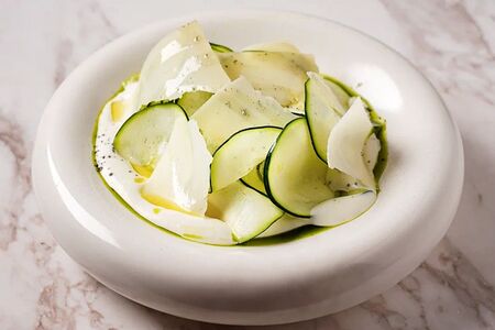 Карпаччо из цукини с пармезаном