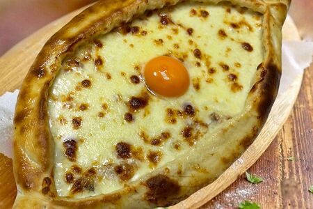 Хачапури по-аджарски