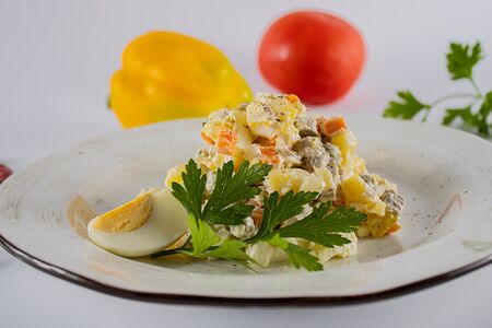 Оливье с говядиной