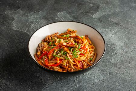 Удон с курицей Терияки