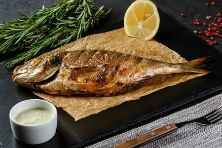 Дорадо на углях