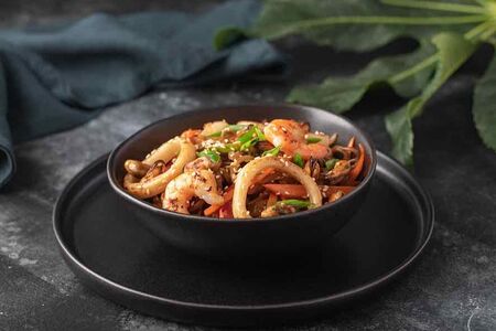 Соба с морепродуктами