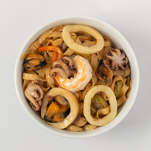 Удон с морепродуктами