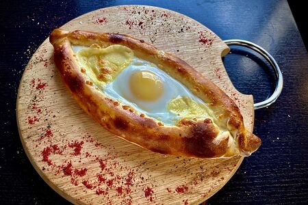 Хачапури по-аджарски